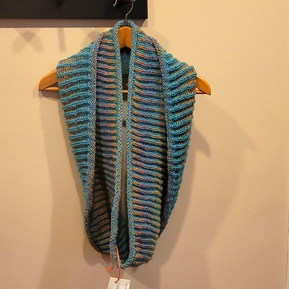 Handmade wool scarf
